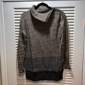 Gap button-neck sweater